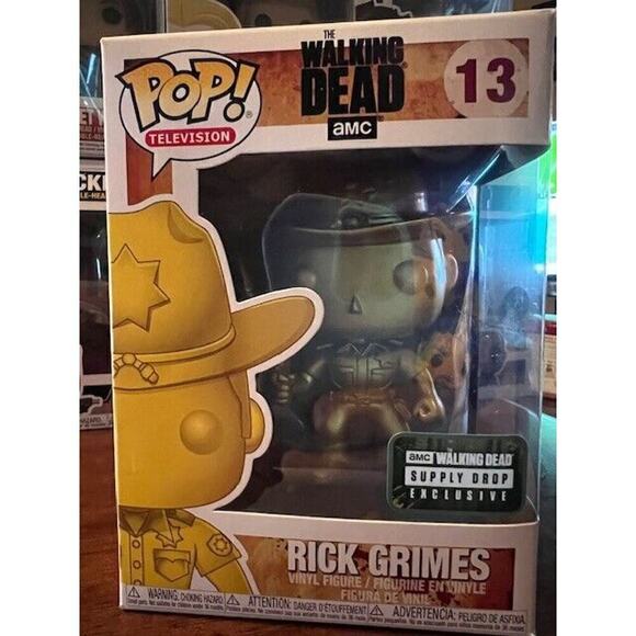 Funko Pop AMC The Walking Dead Rick Grimes GOLD #13 Supply Drop Exclusive - Picture 2 of 7